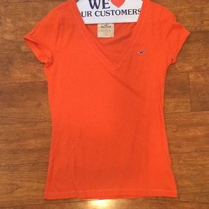 Orange Hollister tee